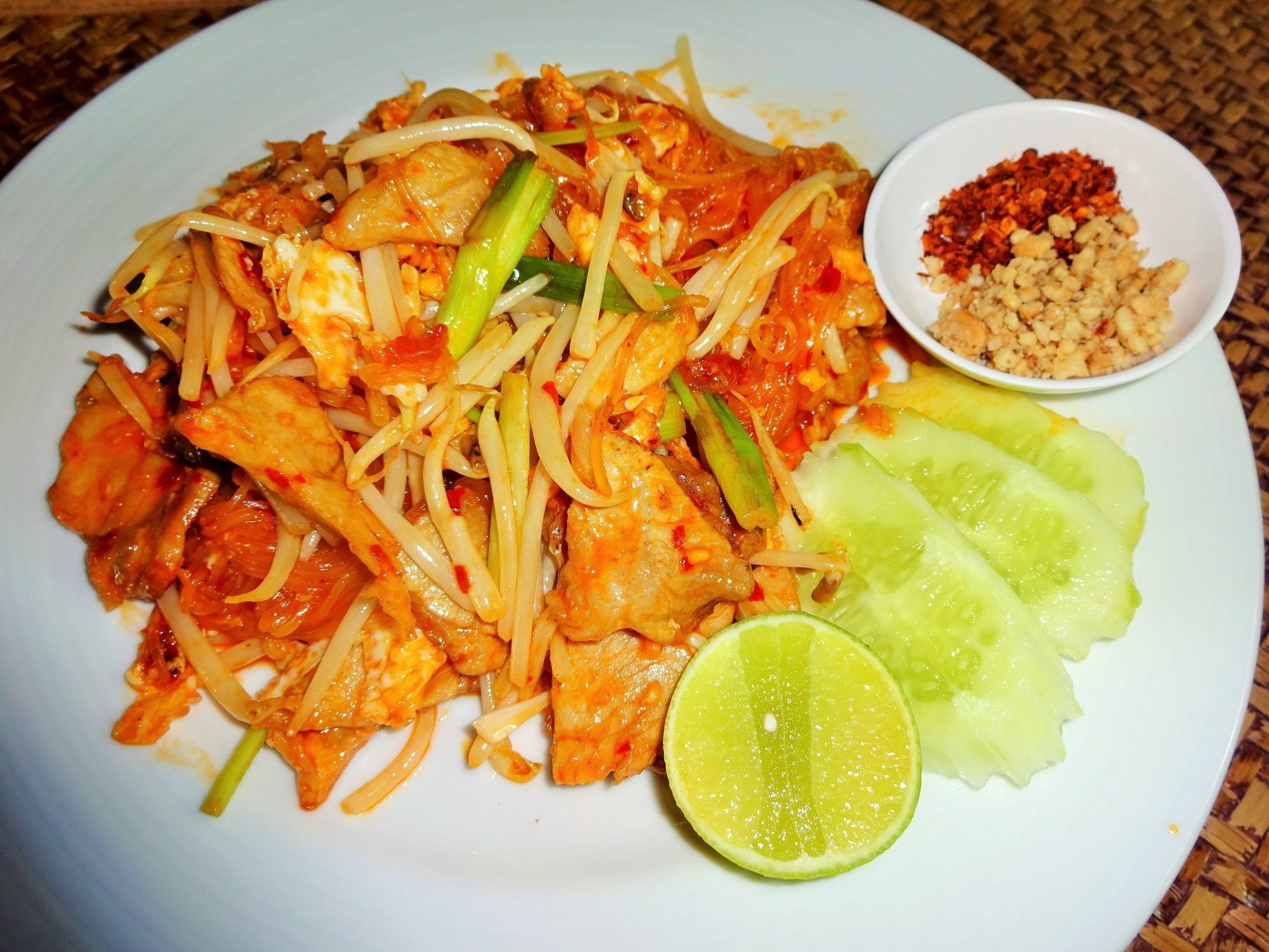 Montania Lifestyle Hotel Phanom Ngoại thất bức ảnh
