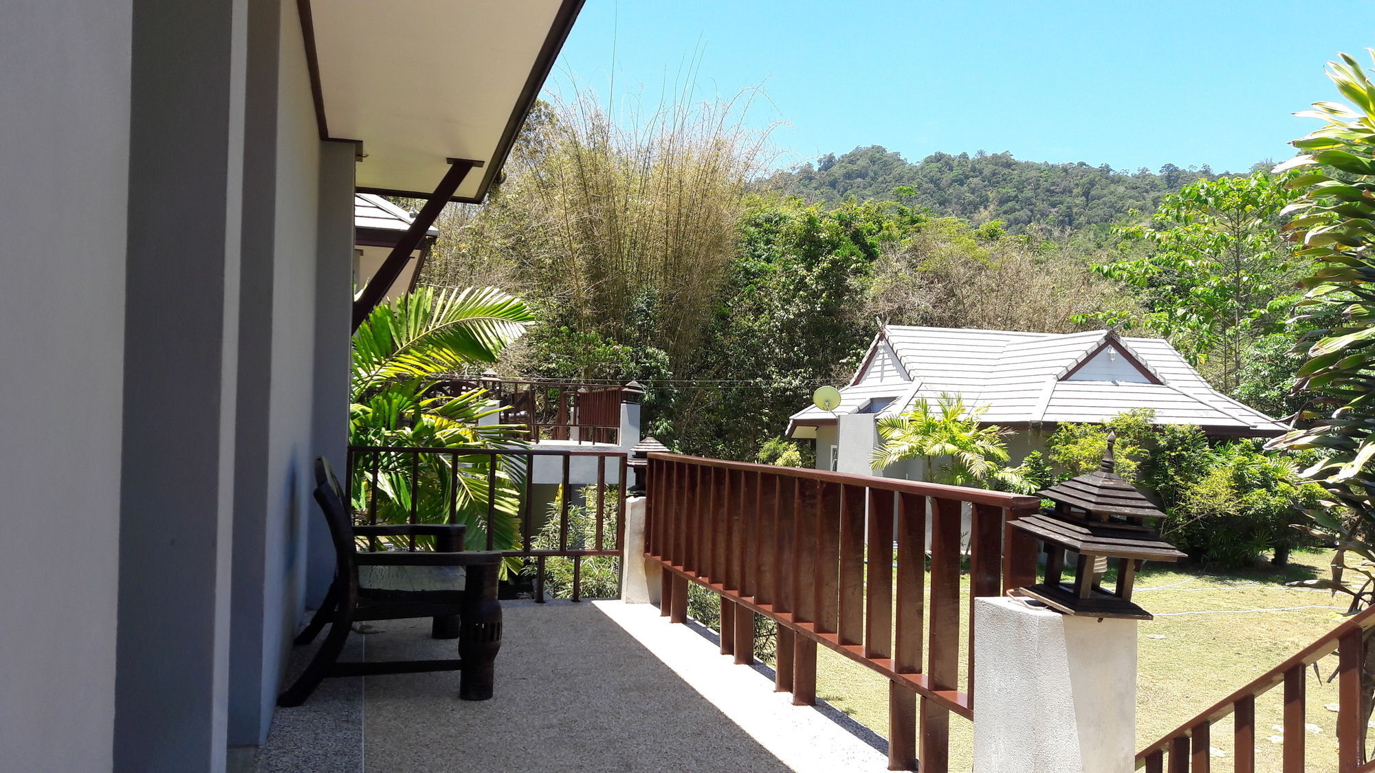 Montania Lifestyle Hotel Phanom Ngoại thất bức ảnh