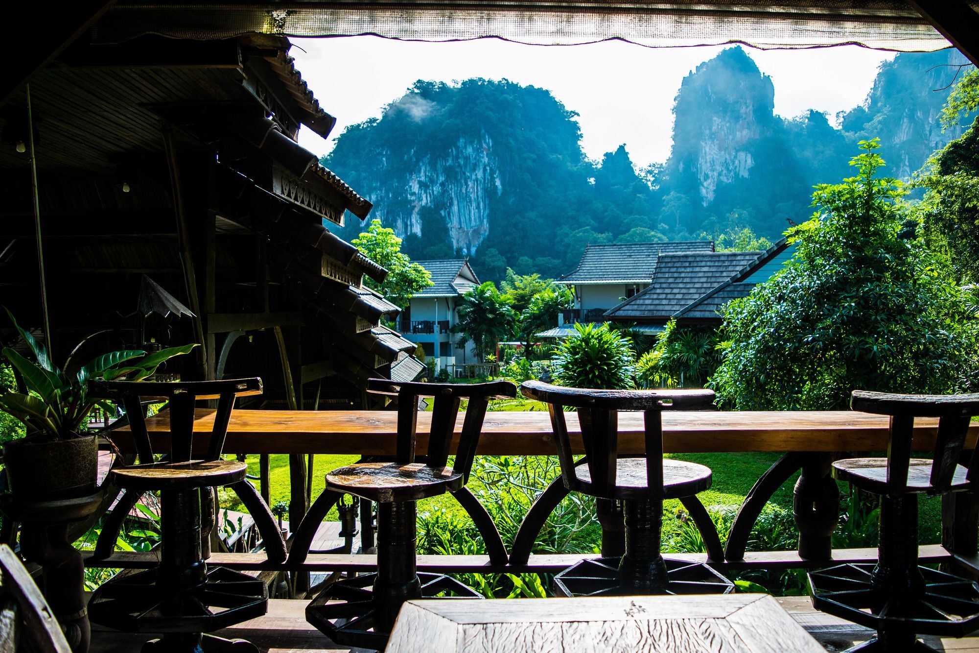 Montania Lifestyle Hotel Phanom Ngoại thất bức ảnh